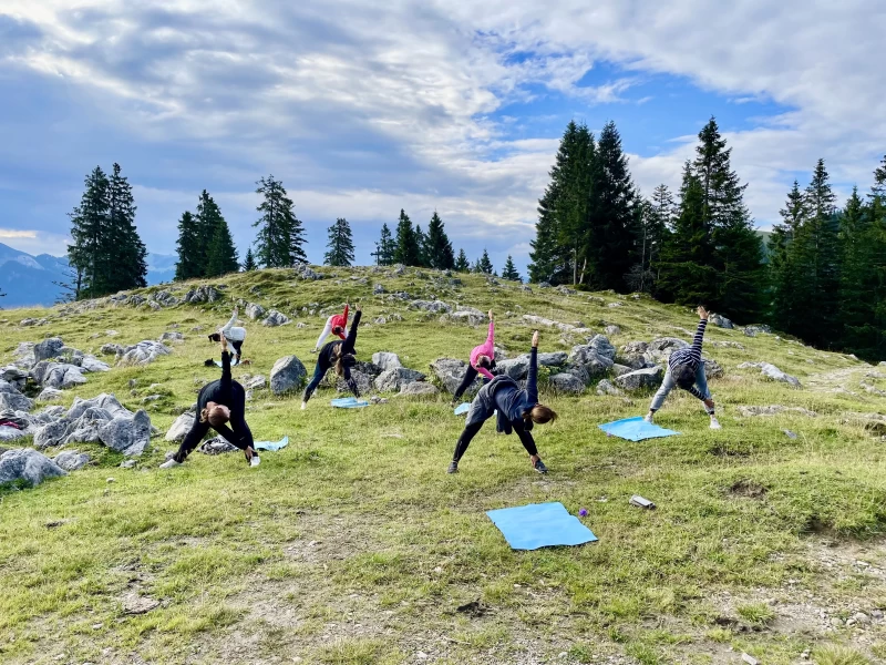 Wochenendretreat mit Yoga, Wandern & Waldbaden auf der Oberen Firstalm