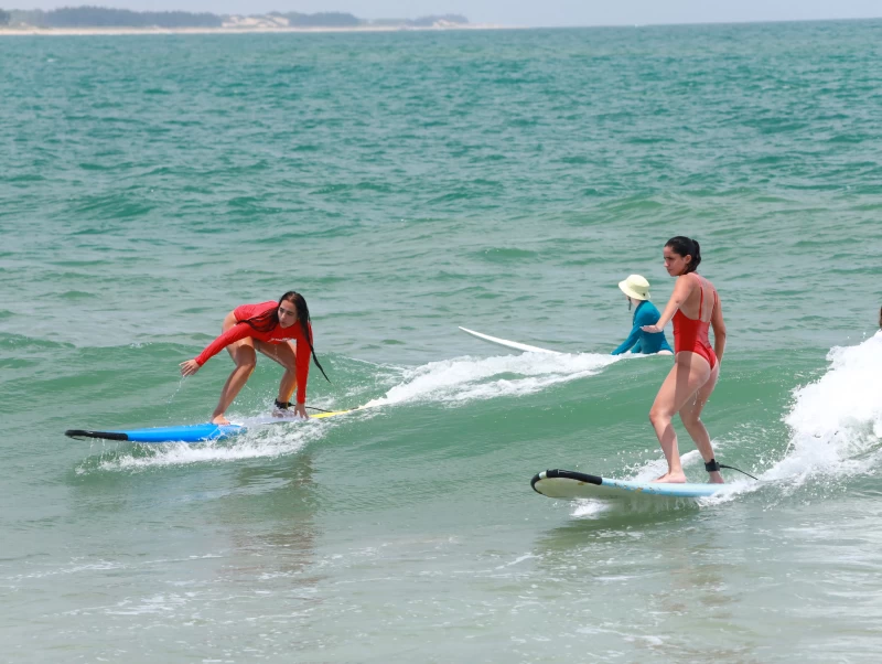 Luxuriöses Surf & Yoga Retreat: Lass dich im Paradies verwöhnen