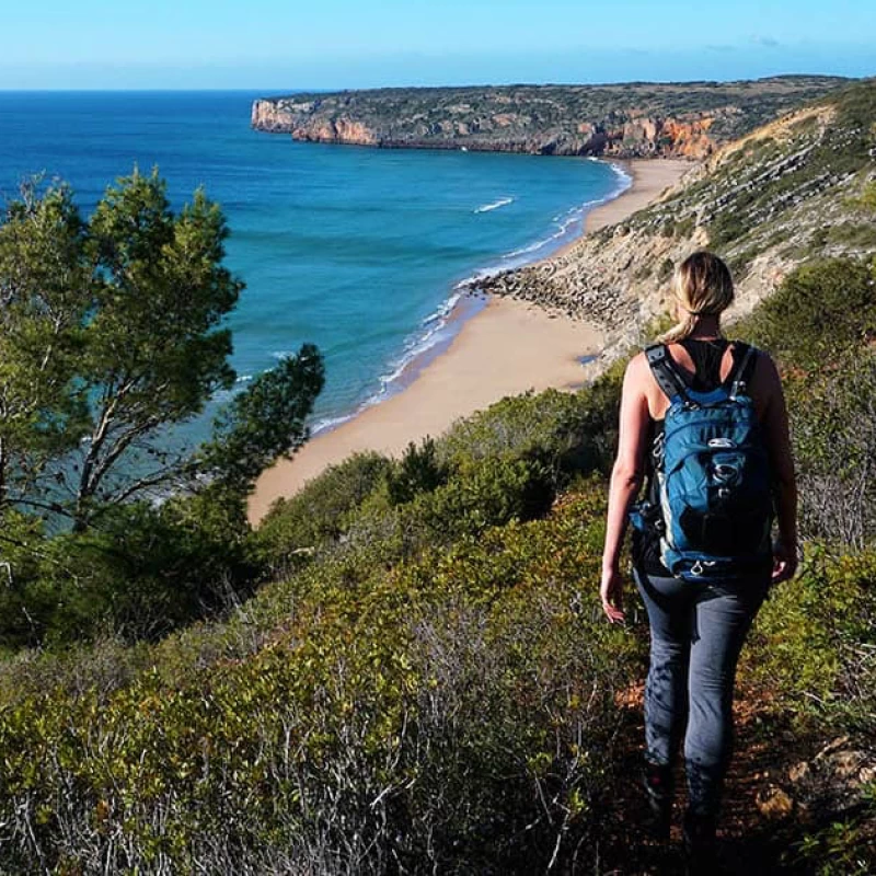 Surfurlaub an den beeindruckenden Stränden der Südwestalgarve