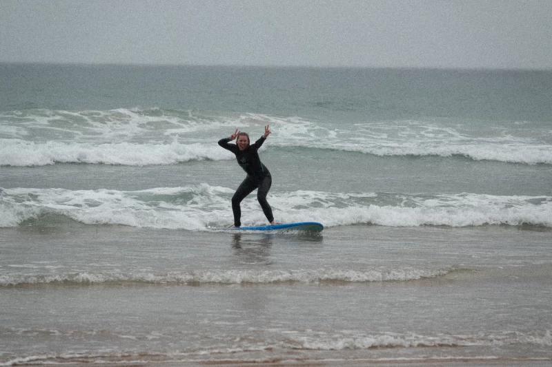 Surf & Yoga-Erlebnis in Tamraght – Wellen, Entspannung & Sonne