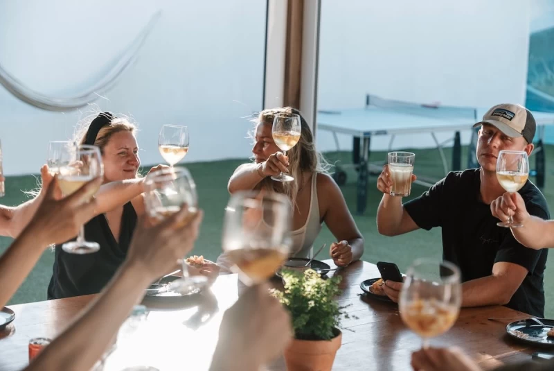 Chilled surf hostel in Lisbon: surfing, partying and city vibes