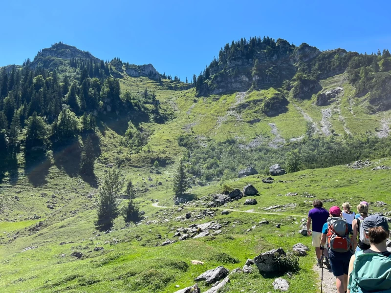 Yin Yoga und Wandern auf der Oberen Firstalm