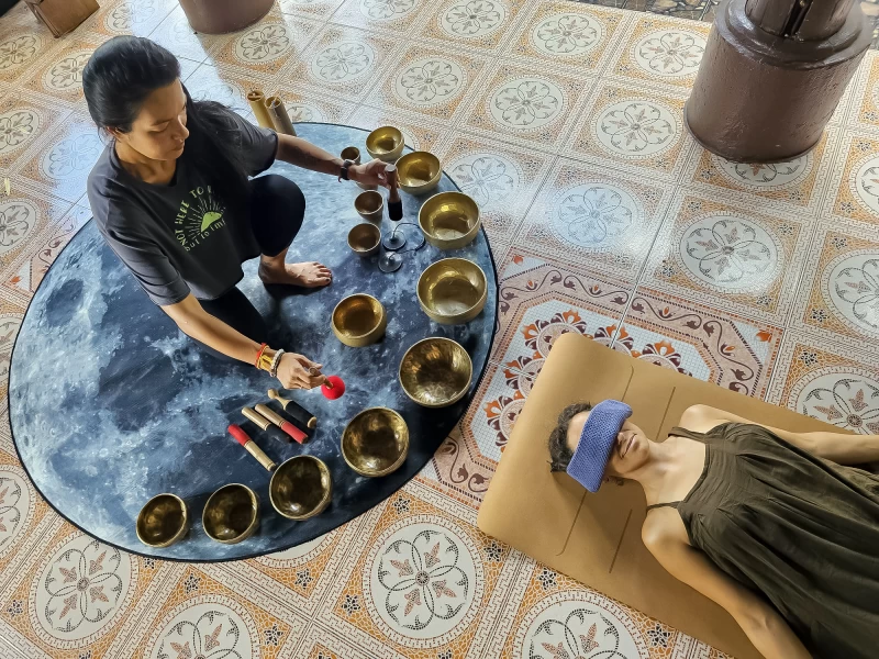 Reise zur inneren Harmonie: Yoga, Reiki und Klänge der Ahnen