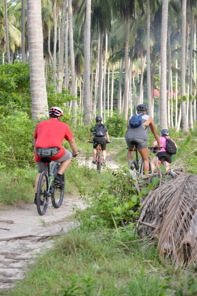 Abwechslungsreiches Yoga & Fitness Retreat in tropischer Oase