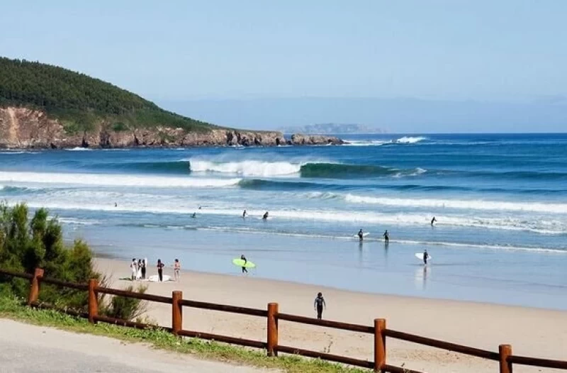Surfen, Natur und Chillen an Spaniens unentdeckter Küste