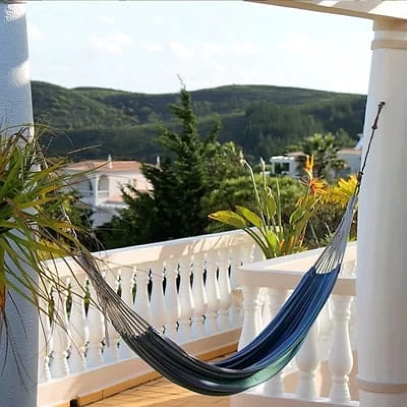 Surf Retreat an der Algarve: Entdecke die besten Surfspots der Region