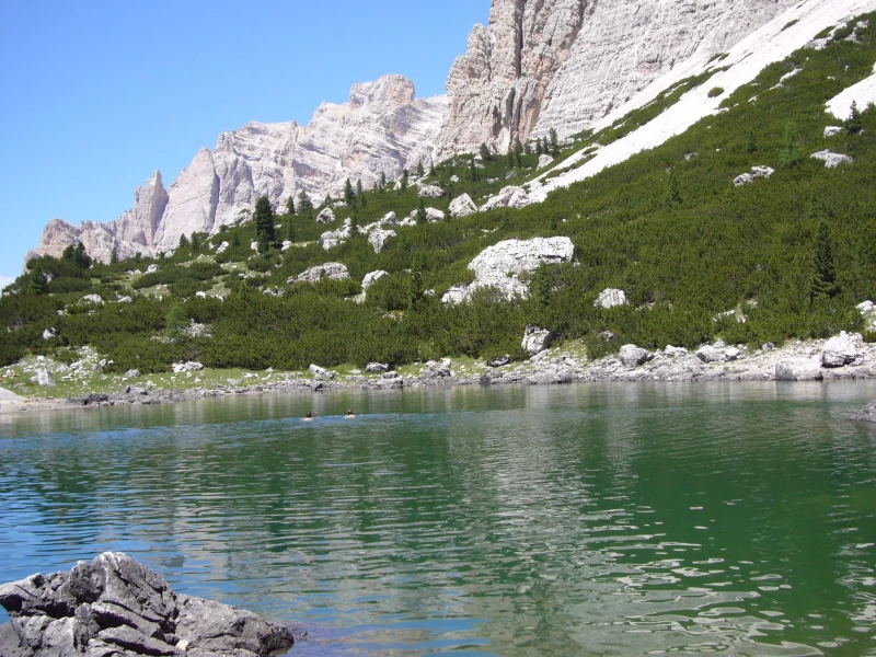 Dolomiten Trekking: Vom Pragser Wildsee nach Belluno