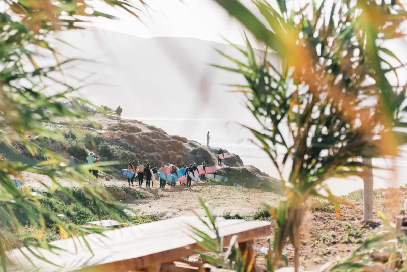 Surfcamp im sonnigen Marokko: Erstklassige Wellen und gute Laune