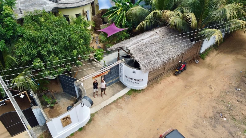 Surf-Hostel an der Ostküste Sri Lankas: Surfen unter Gleichgesinnten
