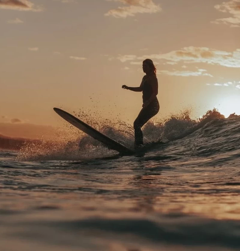 Zwischen Strand und Hostel-Vibes: Surfen & Yoga in Sri Lanka