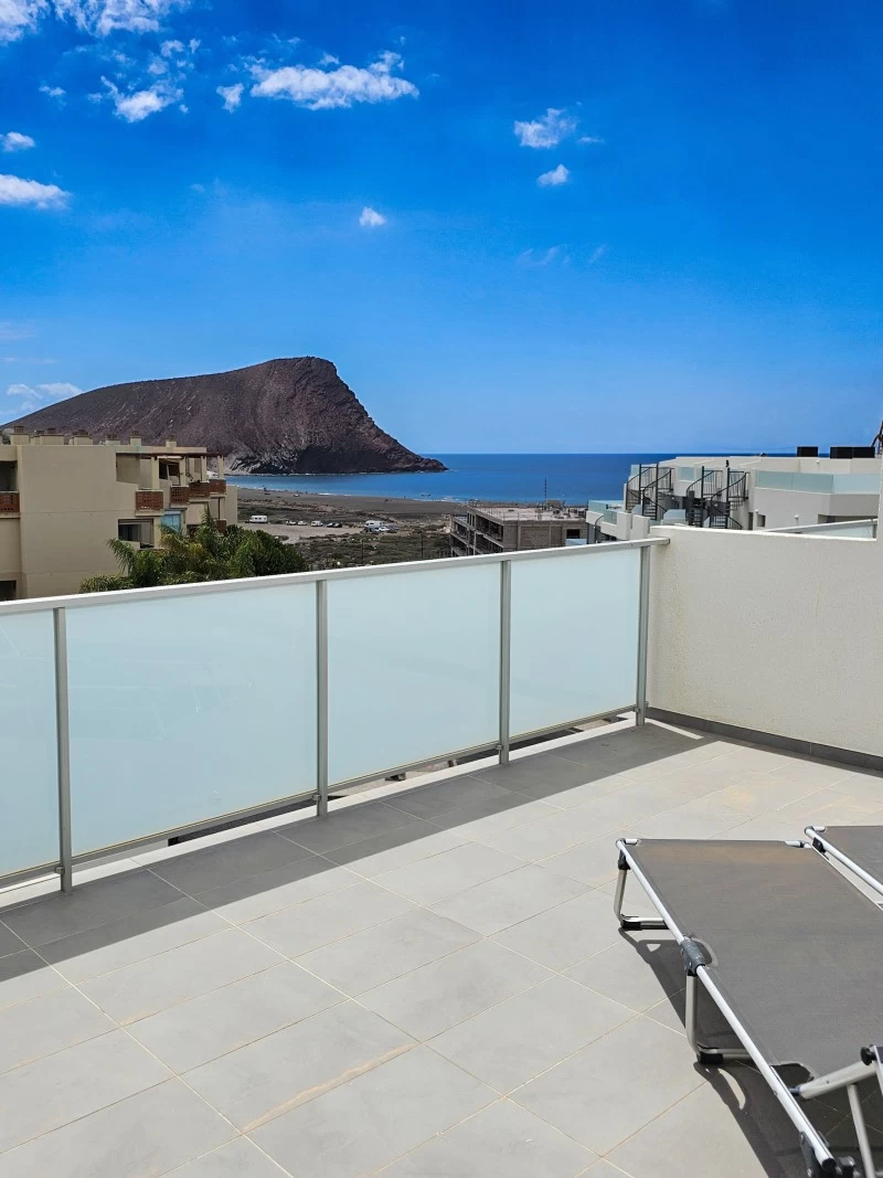Wellenreiten auf Teneriffa: Dein Surfurlaub im entspannten Apartment