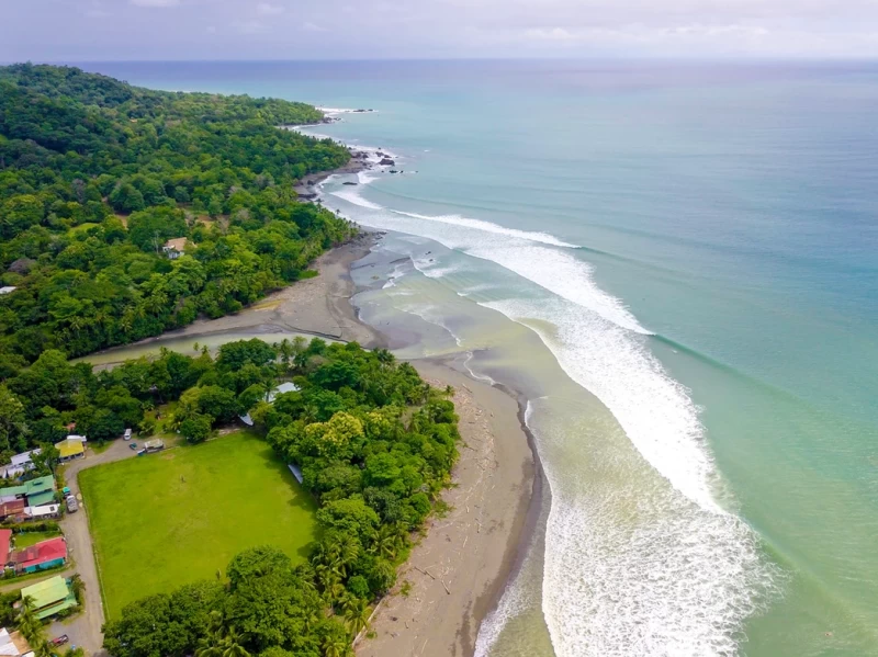 Surfurlaub in Pavones - Surfe die berühmteste Welle Costa Ricas