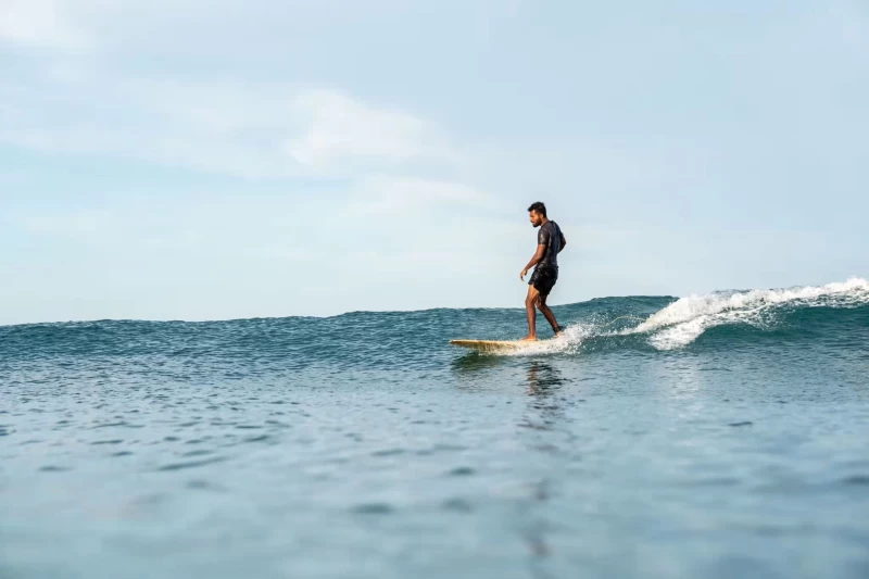 Surfen und Entspannung im Rhythmus der Insel