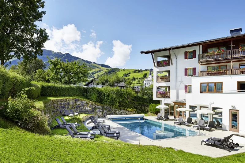 Yoga und Pilates in Kaprun mit Zsofia Horvath