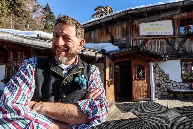 Komfort E-Mountainbiking in den Dolomiten