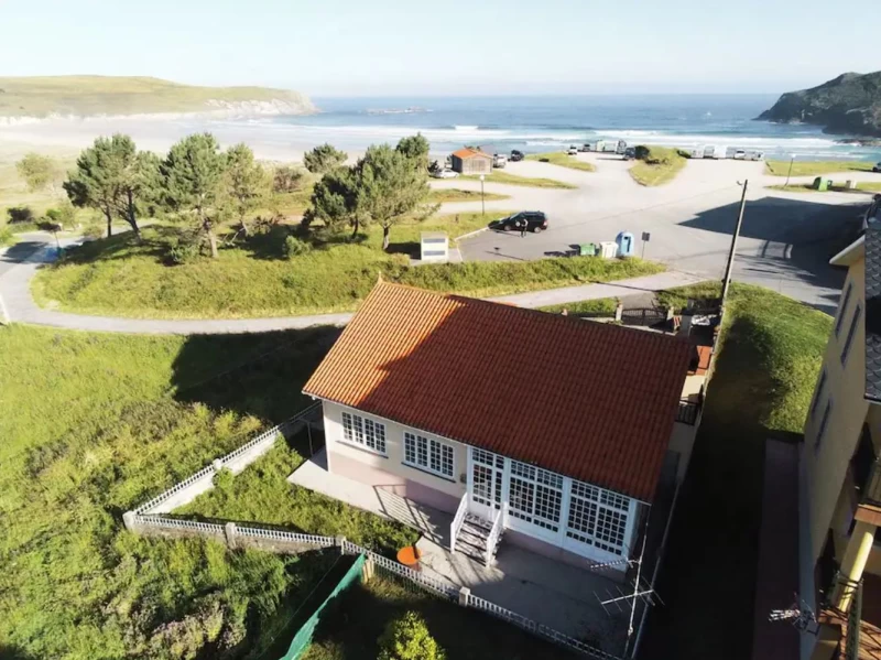 Surfcamp am magischen Traumstrand: Perfekte Wellen in Galicien