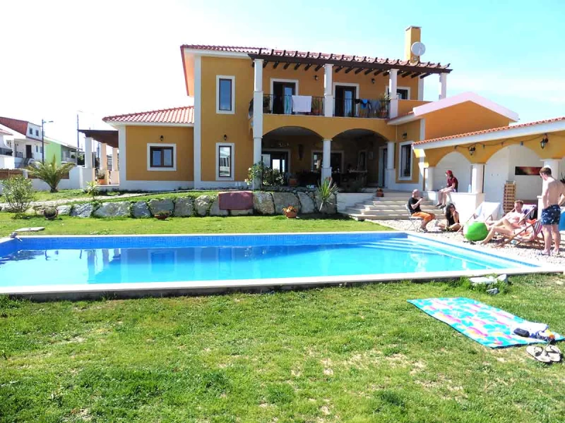 Beachlodge Surfcamp: Erlebe den sonnigen Winter Portugals