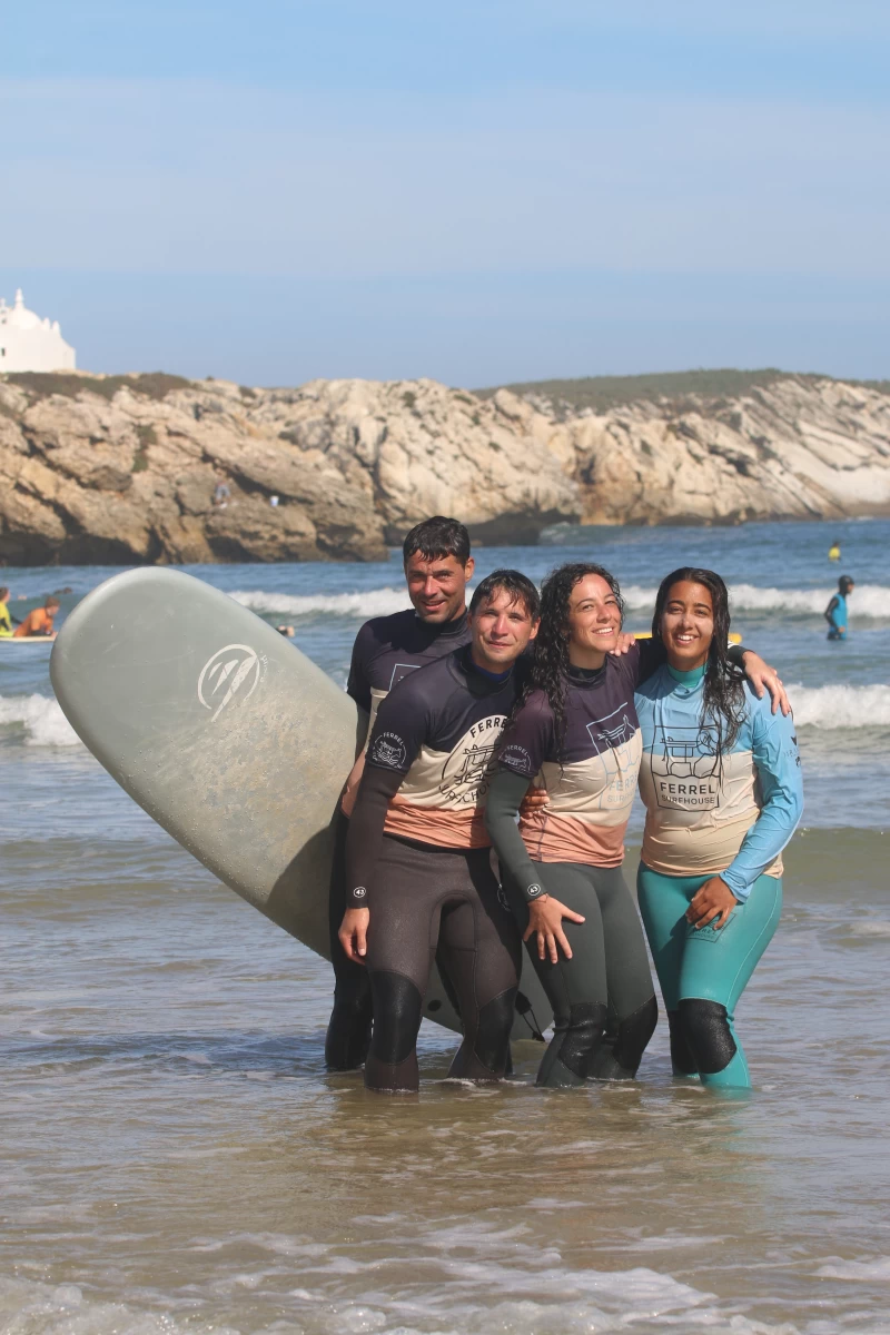 Lokal geführtes Surf- & Yoga-Camp am Traumstrand von Baleal