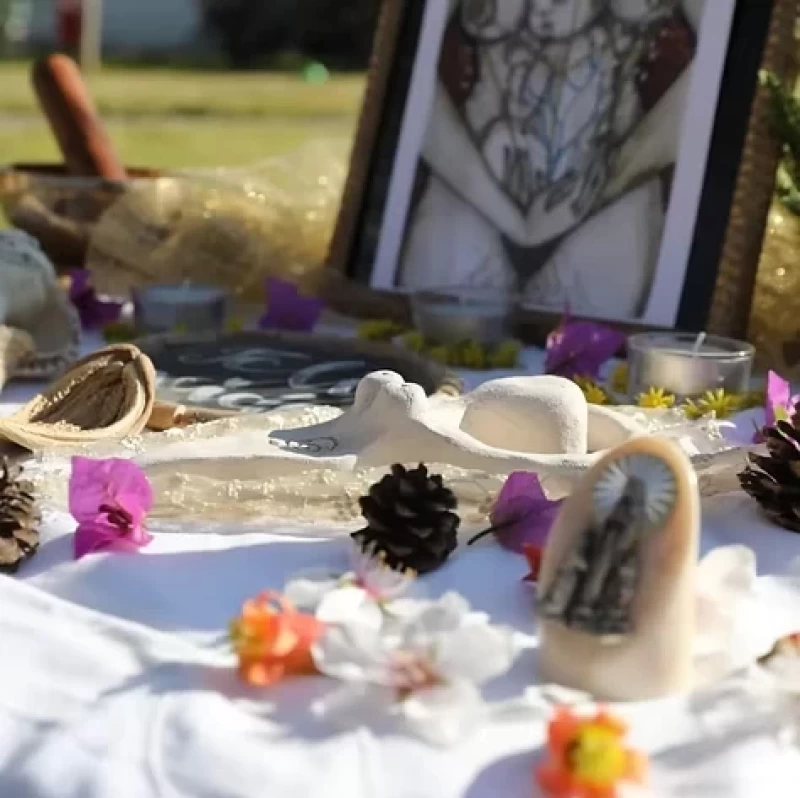 Die Reise in die Mutterschaft: Pränatales Yoga Retreat in Südspanien