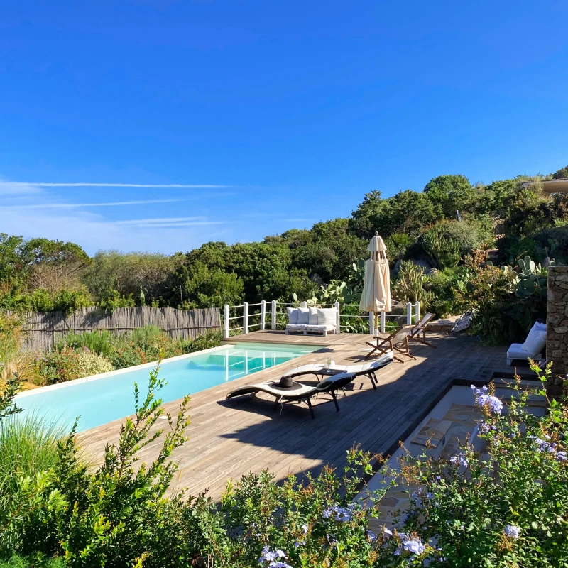 Yoga & Wandern auf Sardinien: Weiße Sandstrände & türkisfarbenes Meer