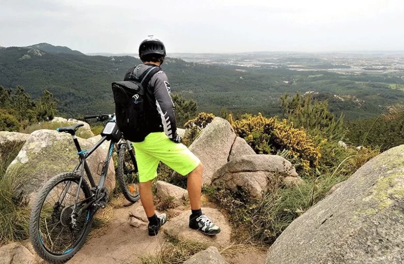 On Mountain Bike Trails through the Sierra da Sintra