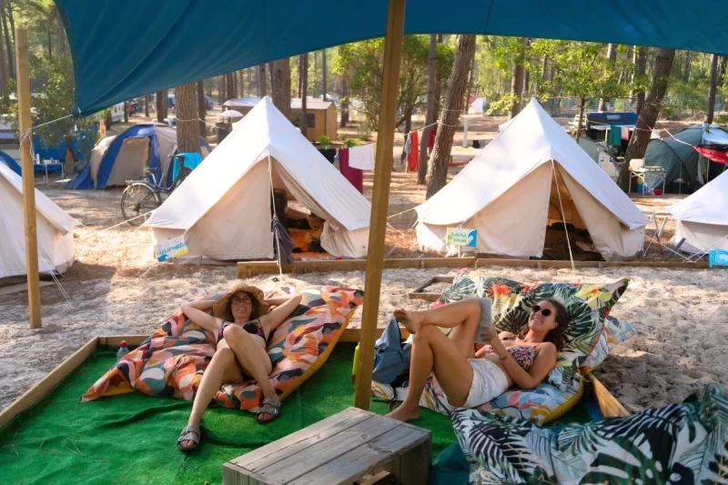 Weekend Vibes: Surf, Yoga und Community am Atlantik