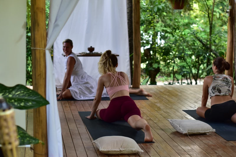 Relaxing Waves: Surfen und Yoga in Santa Teresa