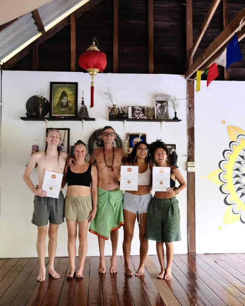 300h Ashtanga Vinyasa Yoga Teacher Training auf Koh Phangan