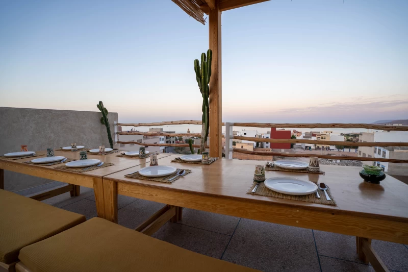 Surf & Yoga-Erlebnis in Tamraght – Wellen, Entspannung & Sonne