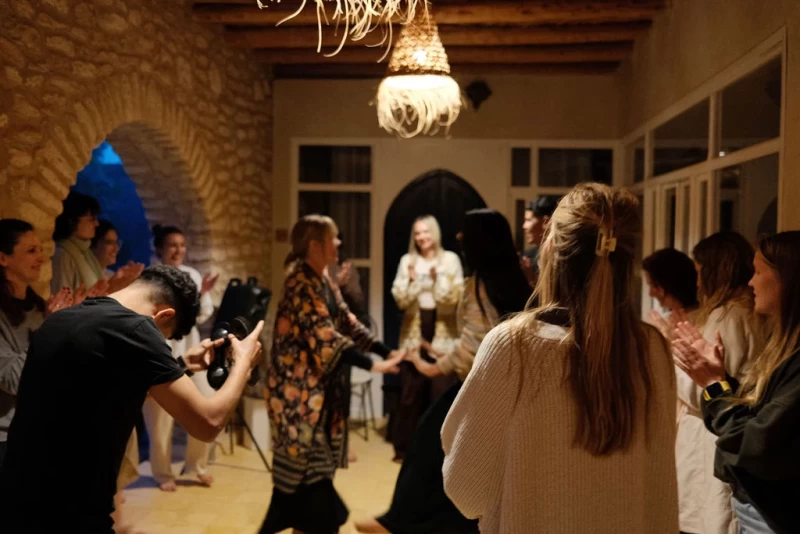 Yoga, Meditation & Kultur: Authentisches Retreat im magischen Marokko