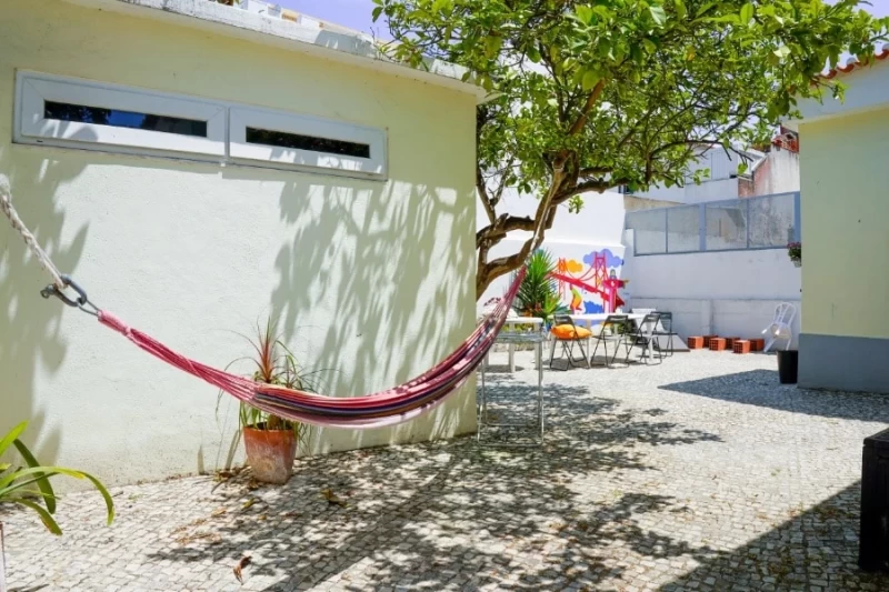 Erlebe dein Surf-Abenteuer an der Costa da Caparica