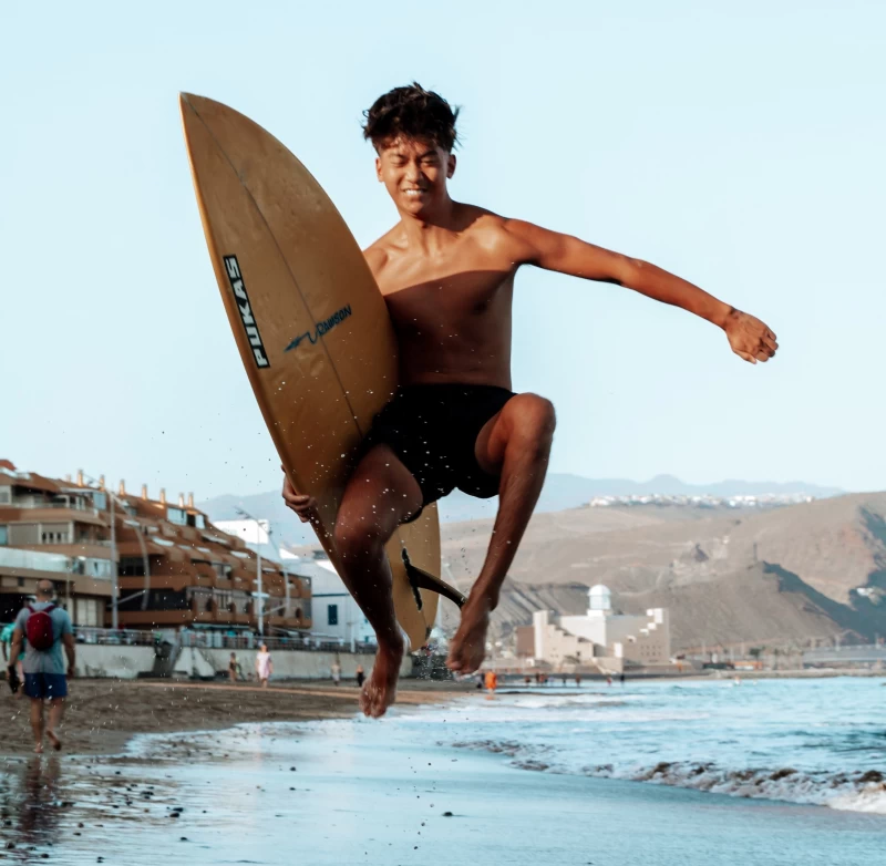 Modernes Surfhaus direkt am Strand von Las Palmas