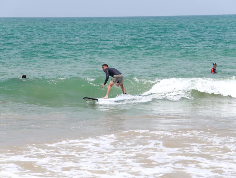 Luxuriöses Surf & Yoga Retreat: Lass dich im Paradies verwöhnen