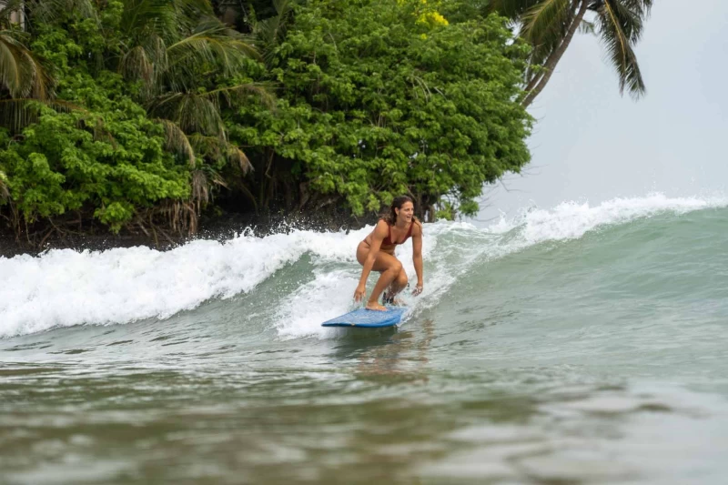 Surfcamp im Süden Sri Lankas: Perfekte Wellen & entspannte Vibes