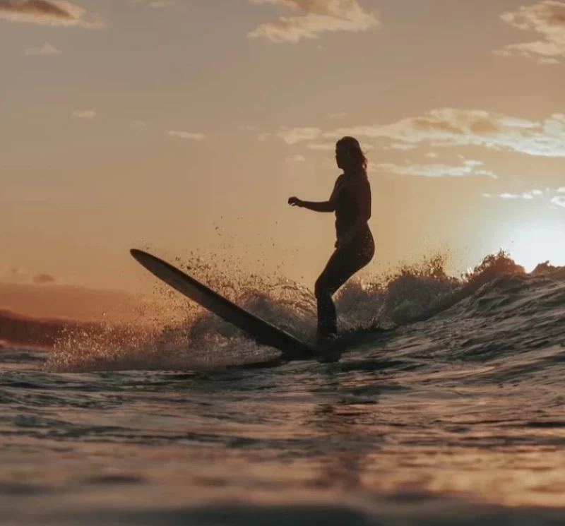 Ride, Relax und Repeat: Surfcamp im tropischen Weligama