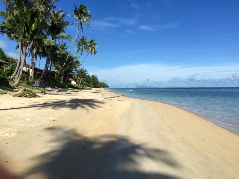 Achtsamkeit, Yoga und Meditation auf der thailändischen Trauminsel