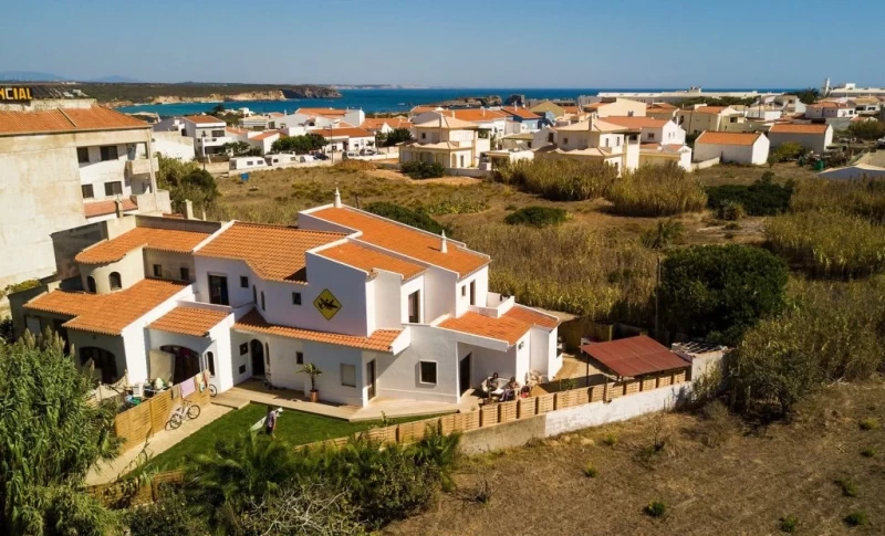 Learn to surf and meet new people at the surf hostel in Sagres