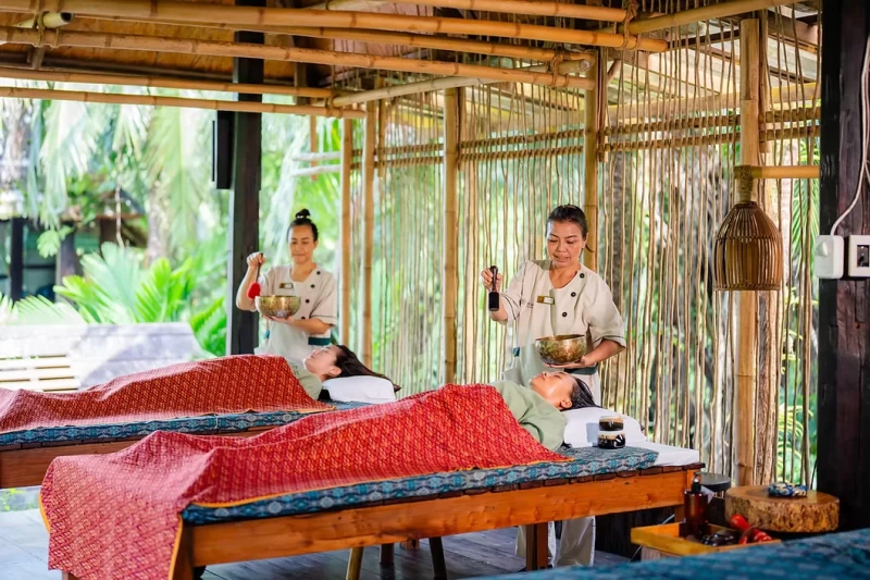 Insel-Detox auf Koh Chang: Saftfasten, Yoga & sanfter Neustart