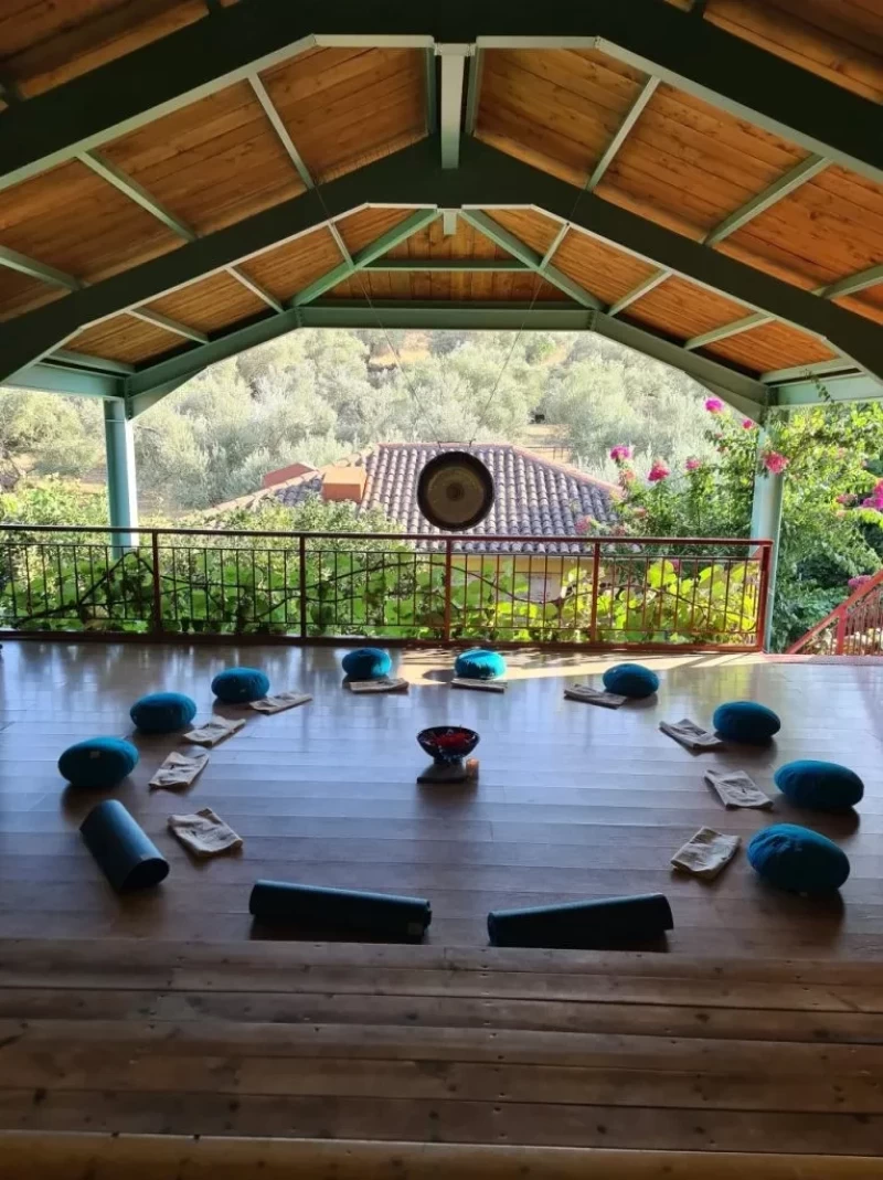 From Ground to Sky: Kletter- und Yoga-Retreat in Griechenland