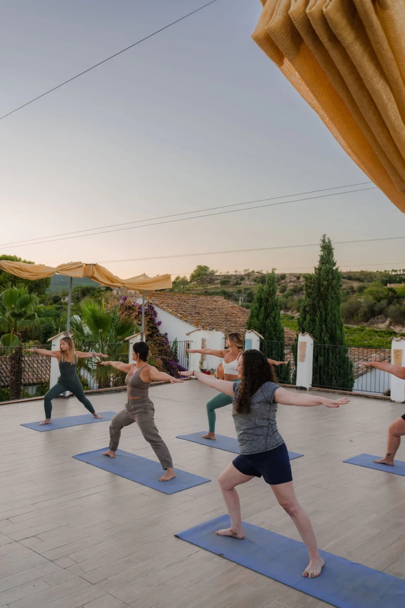 Yoga- und Heilungsretreat inmitten malerischer Weinberge
