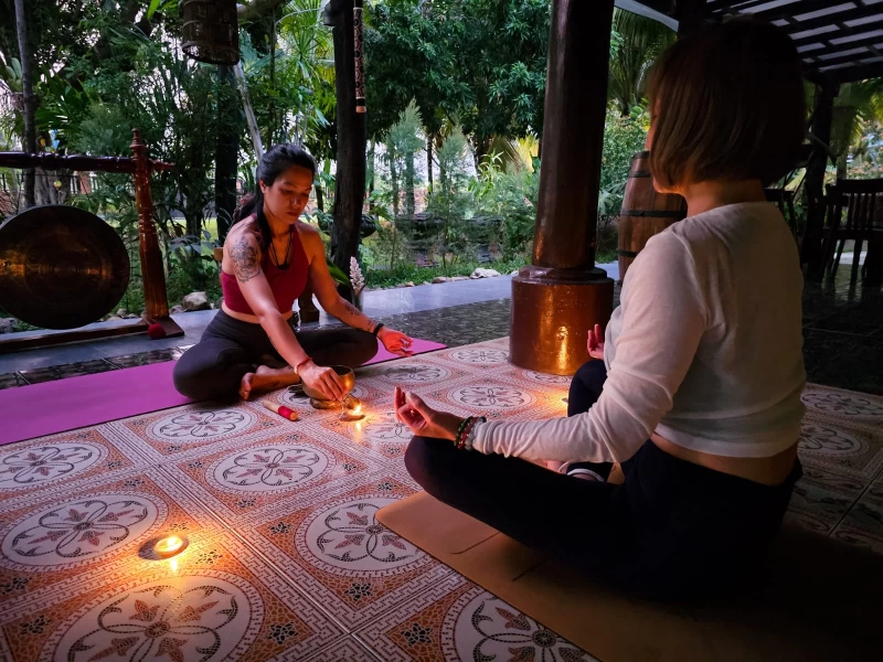 Reise zur inneren Harmonie: Yoga, Reiki und Klänge der Ahnen