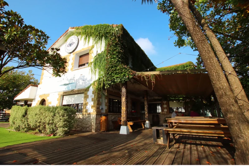 Surfhaus in Nordspanien: Surfen, Party & perfekte Vibes