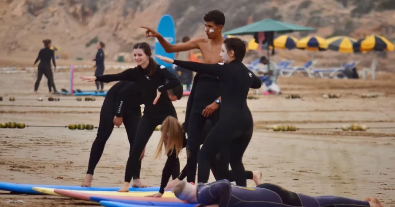 Surfen, Breathwork und Ausflüge in Marokkos Natur