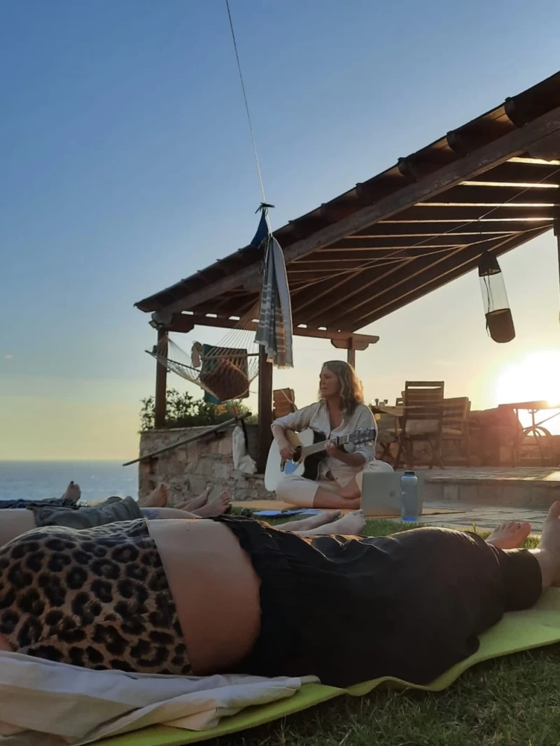 Yoga & Sound Retreat für Frauen: Erwecke die Kraft deiner Weiblichkeit