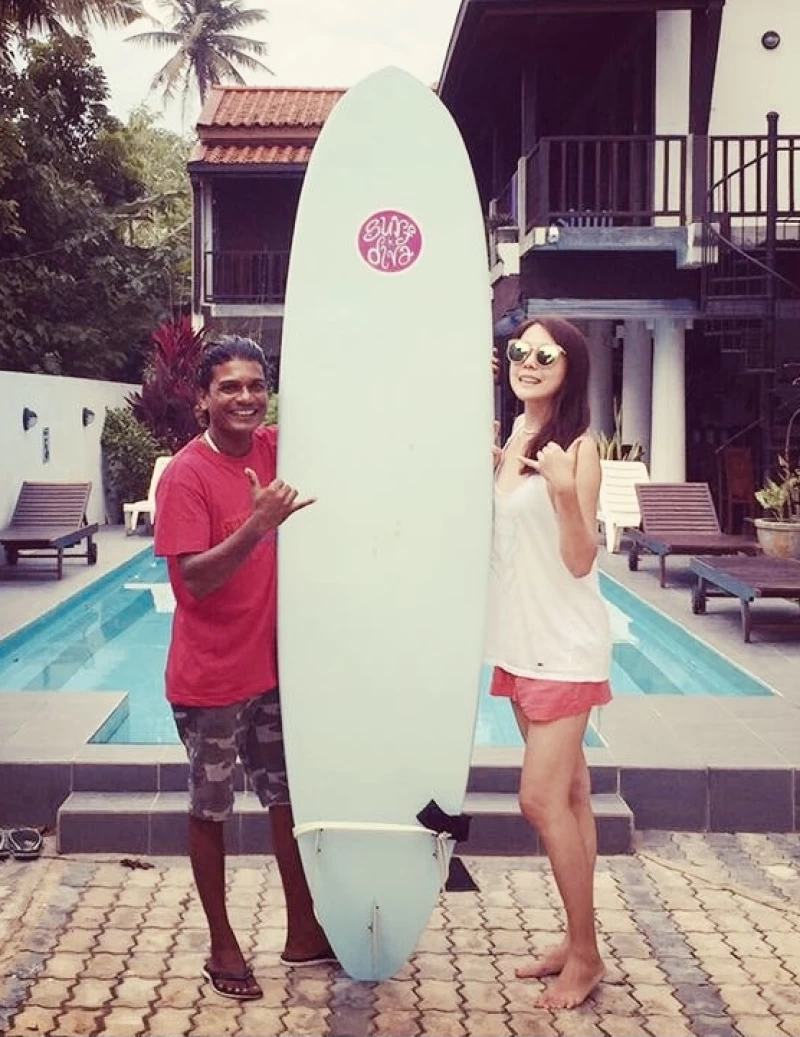 Surfparadies Sri Lanka: Charmantes Strandhotel & azurblaues Meer