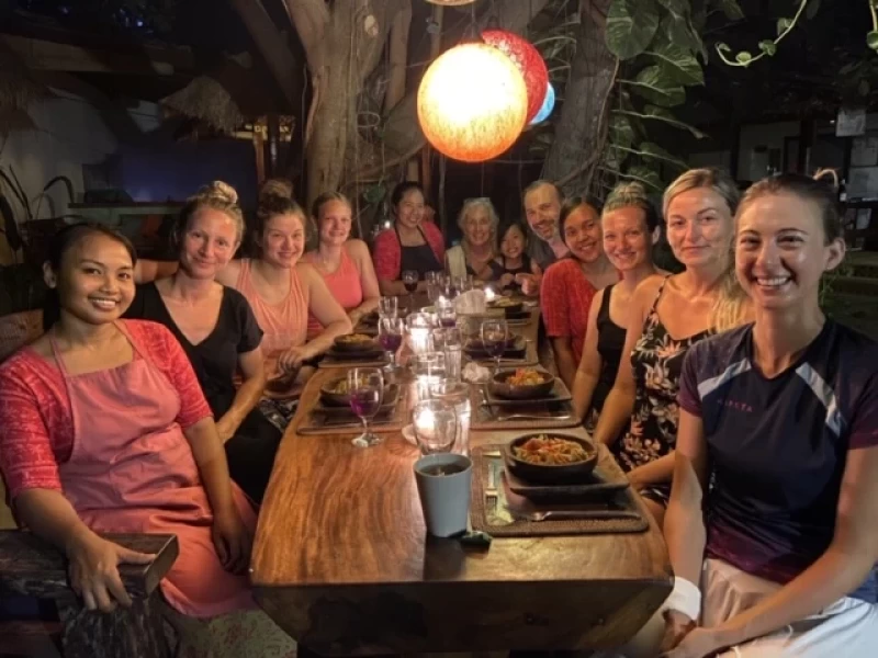 Yoga-Ferien auf Bali: Zwischen Yoga, Meer und kulturellen Highlights