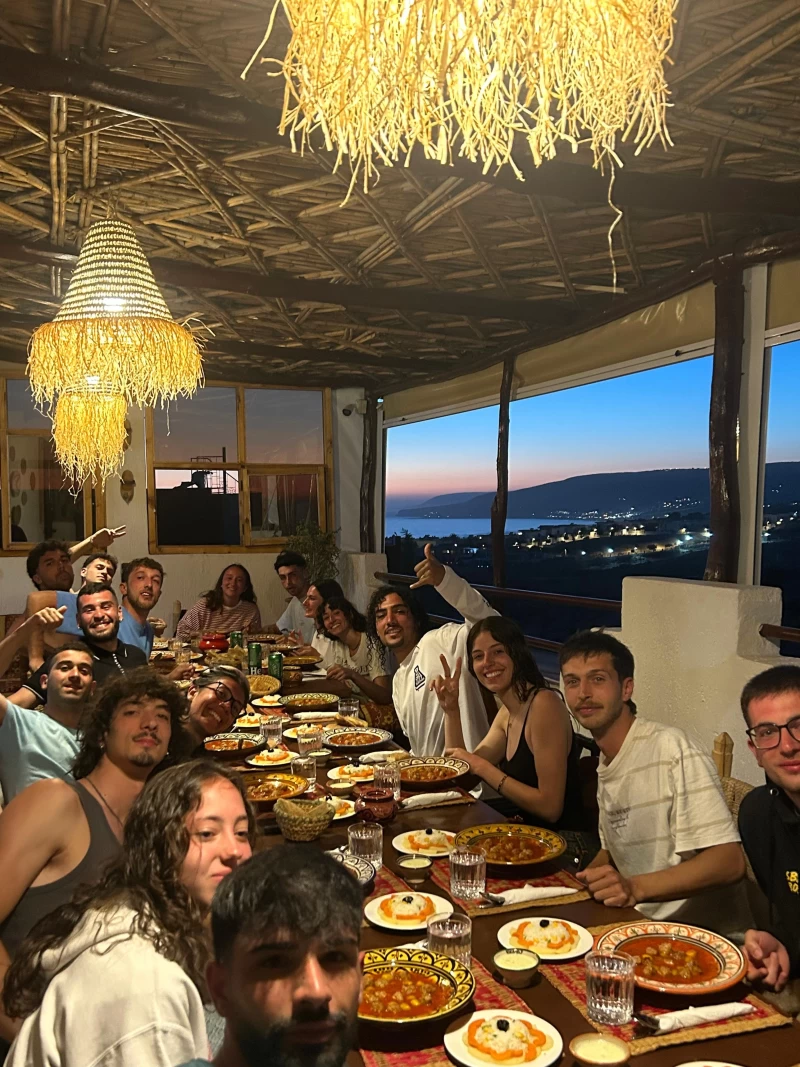 Wellenparadies: Surf- und Yoga-Camp in Tamraght