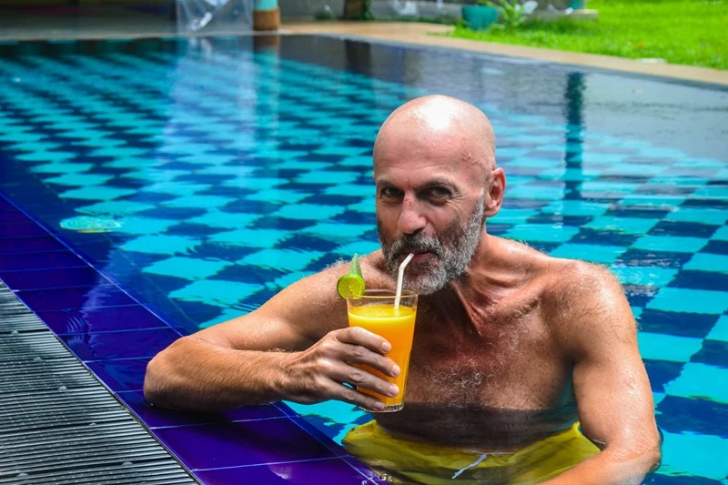 Erwecke deine Sinne: Yoga-Retreat im tropischen Paradies