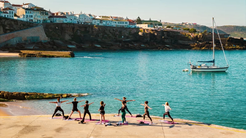 Yoga- & Surf-Reise im modernen Haus mitten in Ericeira