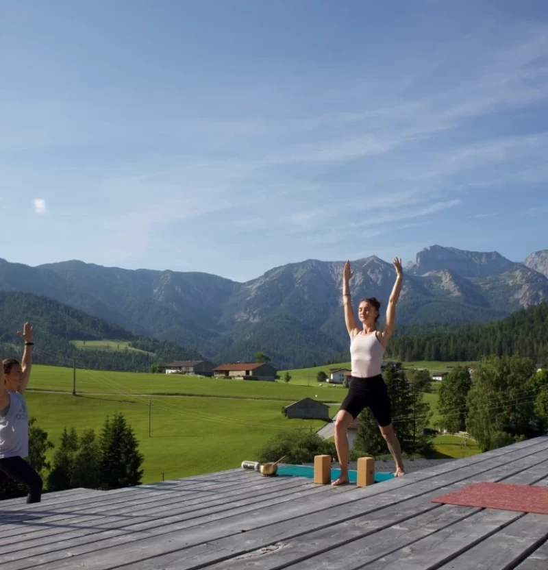 Fitness, Yoga & Wandern: Abwechslungsreicher Aktivurlaub in Tirol